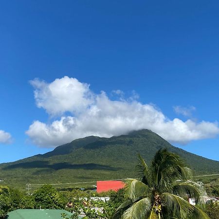 Beverley's Guest House, Nevis Extérieur photo